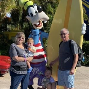 Meet your Posher, Michele